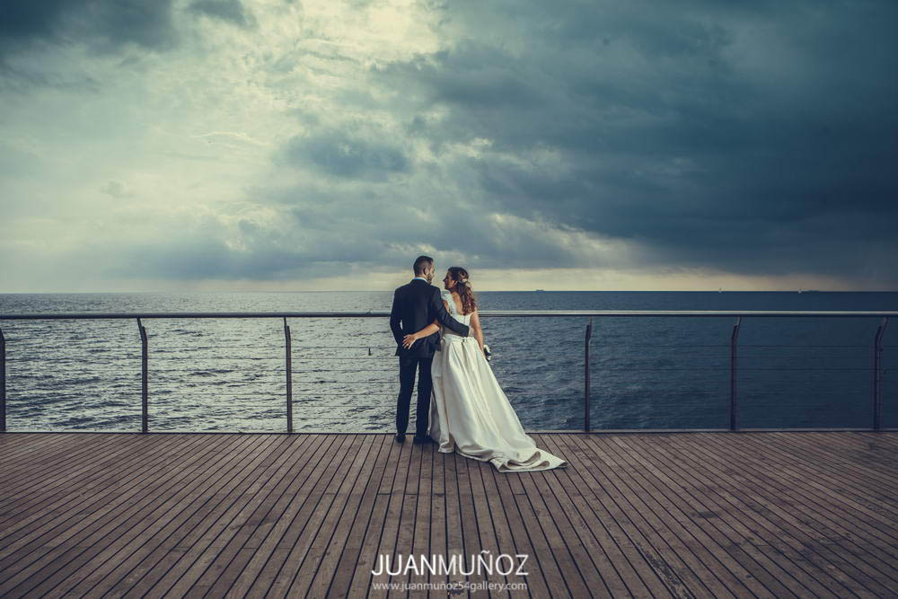 Boda en el pont del petroli, Bodas en Barcelona, fotografía de boda, Wedding Photography, fotógrafo de boda en Barcelona, Boda en la playa