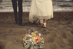 Juan Muñoz fotógrafo,54gallery, fotografía de boda, bodas Barcelona, pareja de novios, iguana